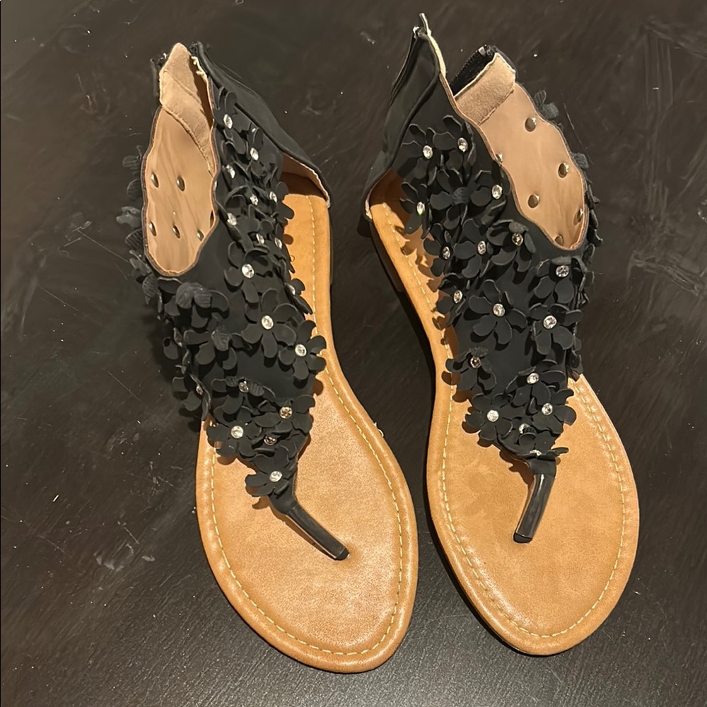 Black and Tan Thong Sandals with Rhinestone Embellishments